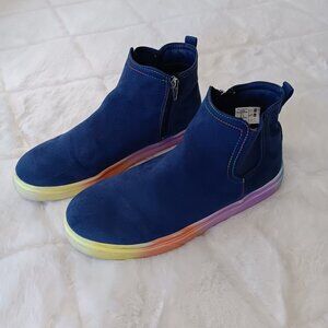 Lands' End Blue Soft Suede-Like Shoes Colorful Rainbow Trim Mens Youth Size 7